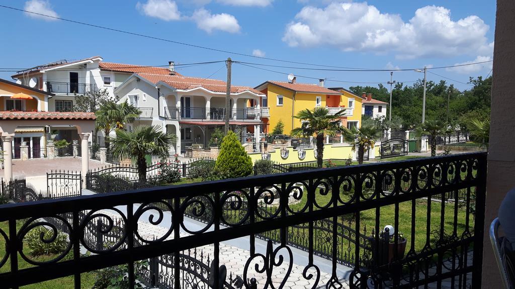 Radmani Apartments Porec Ngoại thất bức ảnh